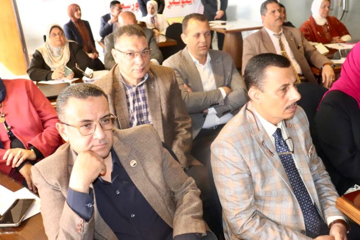 التعليم تعقد لقاءً توعوياً لرعاية الموهوبين والوصول بالطالب المصري إلي التنافسية العالمية 7 IMG 20240330 WA0121