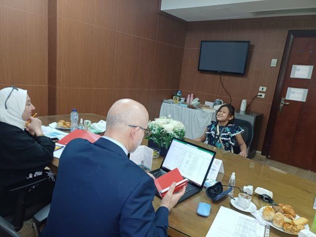 وزارة التربية والتعليم تعقد التصفيات النهائية لمسابقة "تحدي القراءة العربي" للعام الثامن 7 IMG 20240418 WA0035