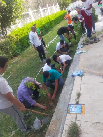 وزارتا الشباب والبيئة تنفذان المبادرة القومية للتوعية البيئية بمراكز الشباب 6 img 20240501 wa0072