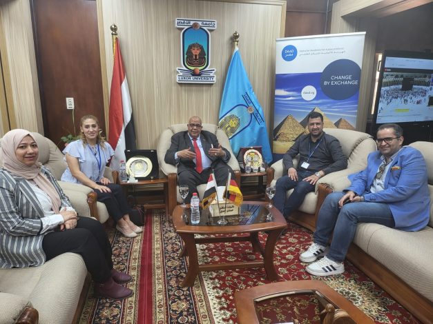 رئيس جامعة الأقصر يستقبل وفد الهيئة الألمانية للتبادل العلمي 1 img 20240523 wa0138