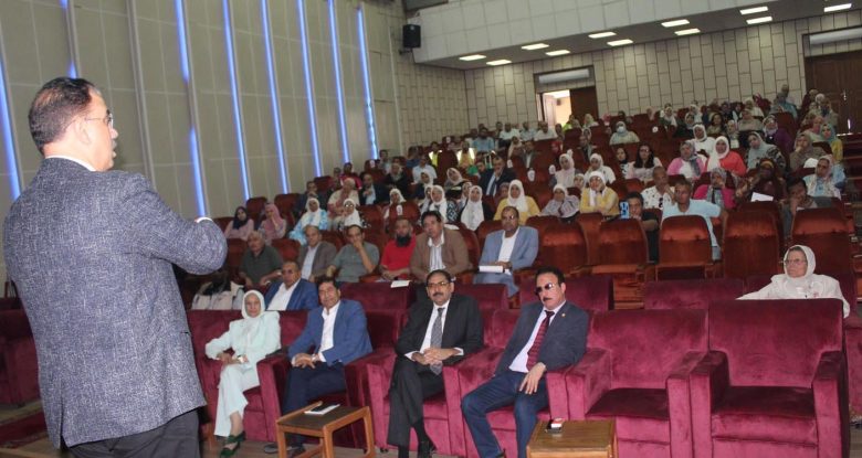 الأجيال الجديدة من الذكاء الإصطناعي (اتجاهات وتطبيقات) ندوة ببحوث البترول 3 img 20240527 wa0051
