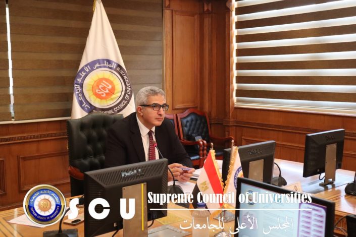 دعم المشروعات الصغيرة والمتوسطة على مائدة الأعلى لشئون التعليم والطلاب 5 almomken.com CjYzlgyG