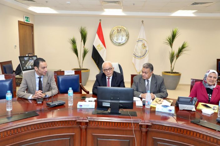 هام جدا نصائح وزير التعليم لطلاب الثانوية قبل امتحان اللغة العربية 1 almomken.com aR5Jsj1o