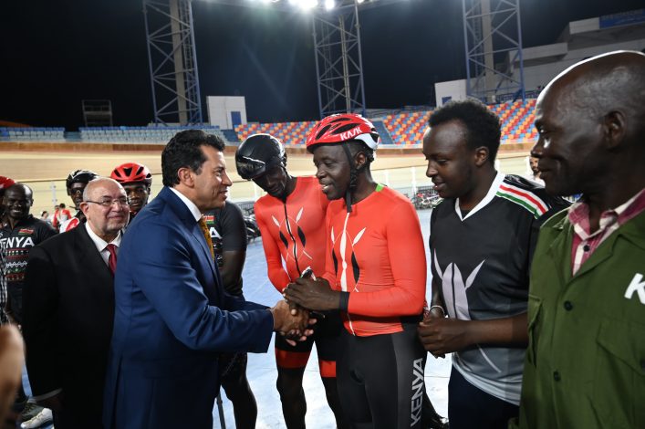 بمشاركة 6 دول إفريقية … وزير الرياضة يشهد افتتاح بطولة أفريقيا البارالمبية للدراجات 8 almomken.com dnsrfMvI