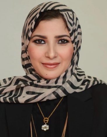 فوز الدكتورة هبة علي بالألمانية بالقاهرة بجائزة الدولة التشجيعية عام 2024 1 almomken.com ttTFCA13