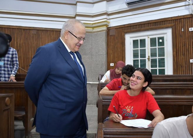 جولة مفاجئة للدكتور الخشت للاطمئنان على سير الامتحانات وأعمال الكنترولات بكليات جامعة القاهرة 7 img 20240603 wa0045