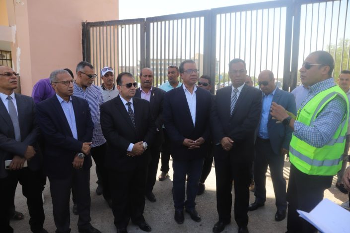 رئيس جامعة جنوب الوادي يفتتح مشروعات تطويرية بالجامعة و المستشفيات الجامعية 1 img 20240604 wa0076