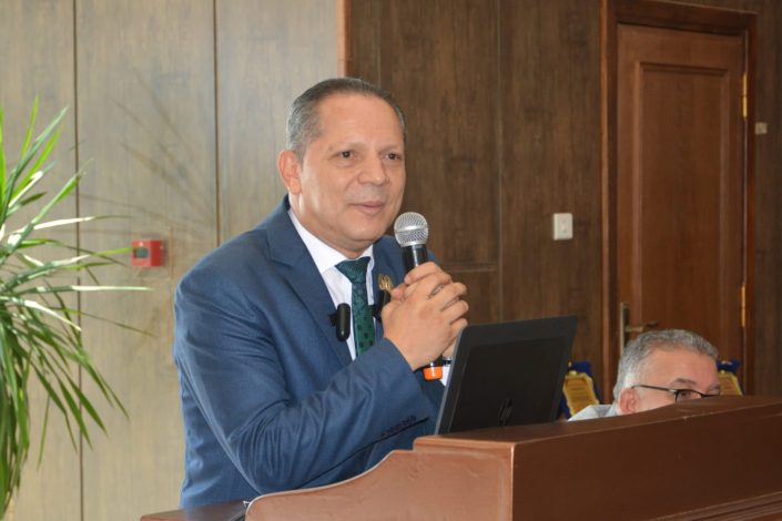 التغيرات المناخية واقع ينبغي الاستعداد له والتعامل معه ورشة عمل بجامعة دمياط 1 almomken.com 2j04E3u2