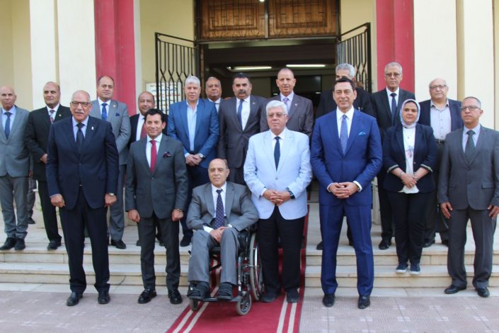 الأنشطة الرياضية بالجامعات والمعاهد فى عام 8 almomken.com EEOOdTIL