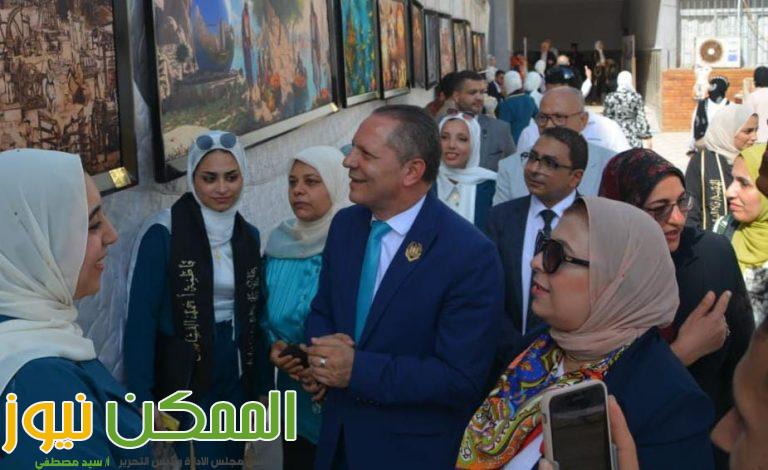 رئيس جامعة دمياط يفتتح مشروعات تخرج طلاب كلية الفنون التطبيقية 1 almomken.com Vz8cjEUS