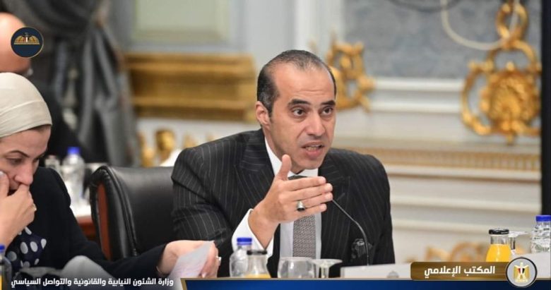 وزير الشئون النيابية يؤكد على أهمية وايجابية تعاون وتنسيق الوزارات فى الحكومة 6 almomken.com gIYIXXBi