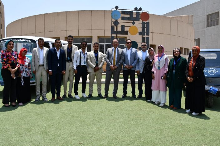 مجمع الفنون والثقافة يحتضن مشروعات التخرج وابتكارات الطلاب 4 almomken.com hfdKmwxk