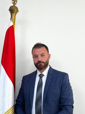 تكليف د.هاني عياد مديرًا تنفيذيًّا لصندوق رعاية المبتكرين والنوابغ 1 almomken.com p6WWFXe1