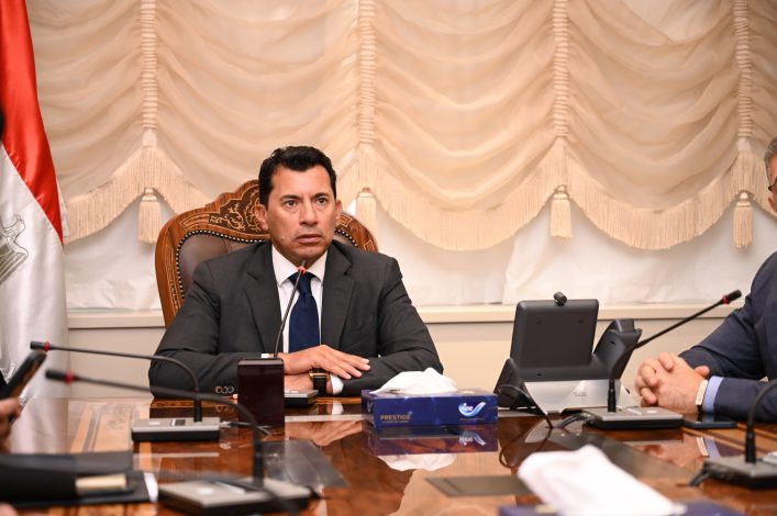 فى اجتماع مديريات الشباب فى المحافظات وقطاعات الوزارة...الوزير يتابع استعدادات إطلاق فعاليات صيف شبابنا 6 almomken.com qrAXw65c