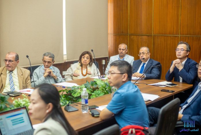 مذكرة تفاهم بين معهد تيودور بلهارس للأبحاث والمعهد القومي للأمراض الطفيلية الصيني 4 almomken.com NzsfdrTe