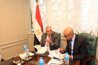 وزيرا التعليم والمياه يناقشان توعية الطلاب بقضايا المياه