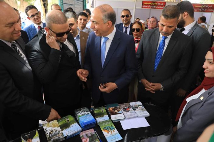 الشباب تنظم ملتقى "توظيف مصر" بمحافظة المنيا 4 almomken.com zTk7rtWo