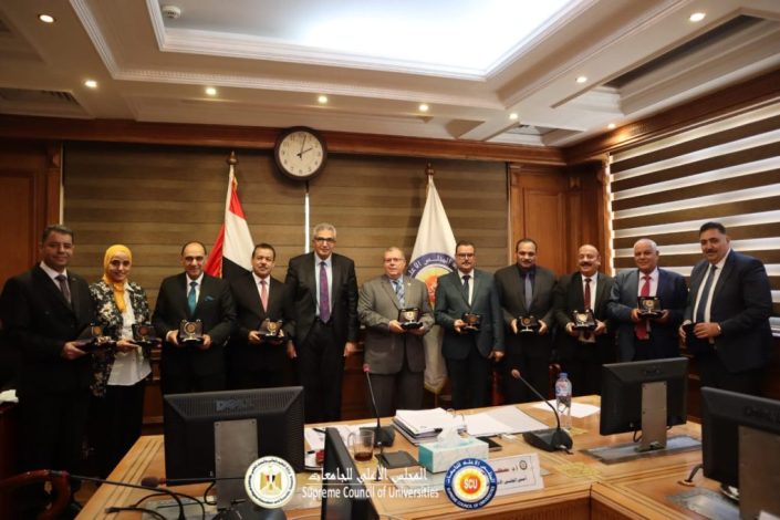 المجلس الأعلى لشئون التعليم والطلاب يناقش الاستعداد للعام الدراسي الجديد بالجامعات 3 almomken.com 59Ci7HpO