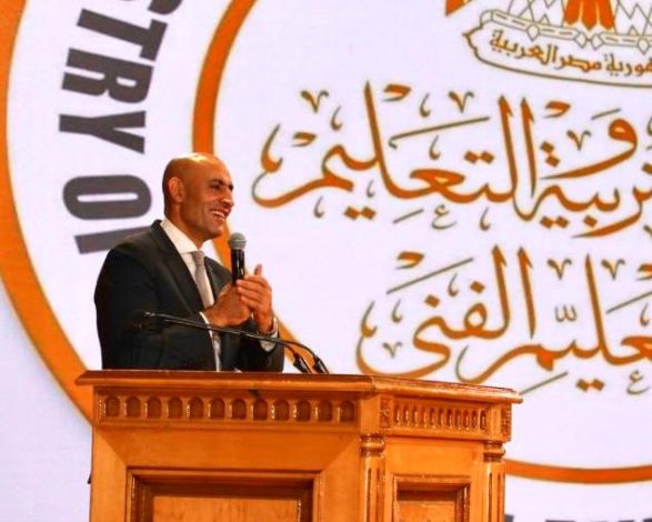 بمشاركة ٥٤٠٠ مدير مدرسة التعليم تستعد للعام الدراسى الجديد 7 almomken.com PI3n5UIW