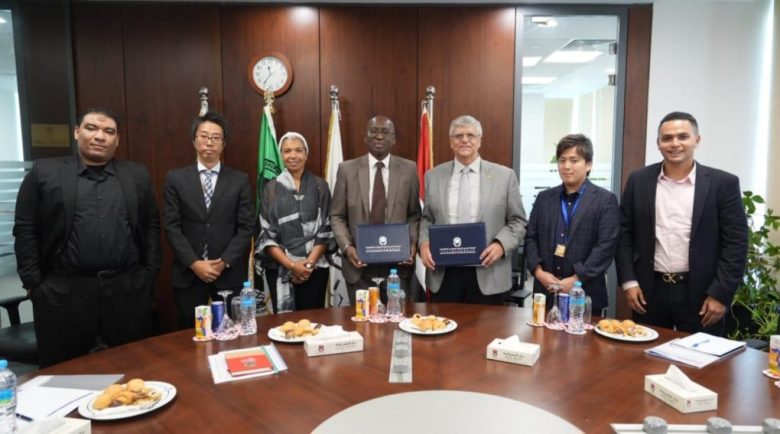 البنك الافريقي للتنميةو حكومة اليابان يقدمان ٣ منح لدراسة الماجستير لطلاب الجامعة اليابانية 4 almomken.com QTnGDO8W