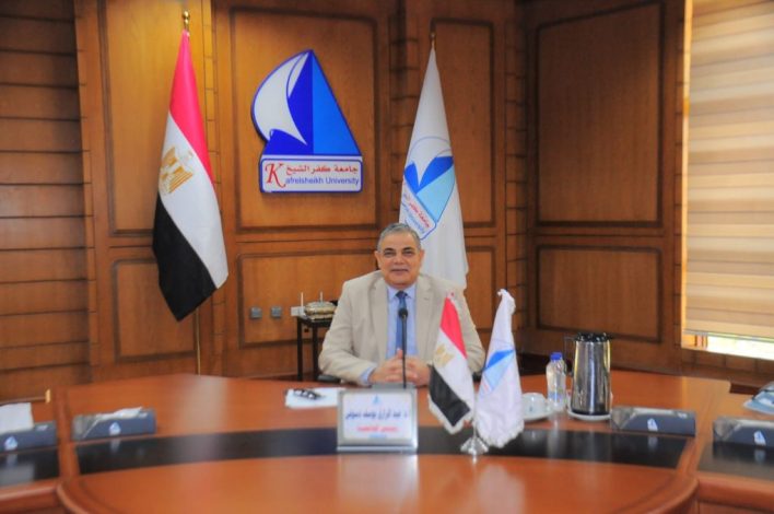 رئيس جامعة كفر الشيخ يهنئ السيد رئيس الجمهورية والشعب المصري بذكرى المولد النبوي 2 almomken.com SHHIFgDq