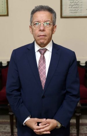 الأطباء تحقق في فيديو الألفاظ الخارجة للتأكد انهم أطباء 1 almomken.com TzIOGYWr