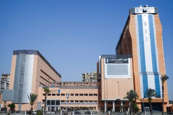 توعية للعاملين بمعهد الأورام حول مخاطر سوء التغذية وسبل علاجها. 2 almomken.com b6Z2EsnZ