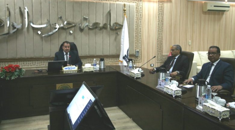 مجلس جامعة جنوب الوادي يوافق على انشاء برنامج خاص بكلية الطب بمصروفات 1 almomken.com k0Nkpyl5