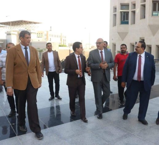 محافظ القليوبية ورئيس جامعة بنها يتفقدان مقر الجامعة بالعبور 2 almomken.com GrcvUdrD
