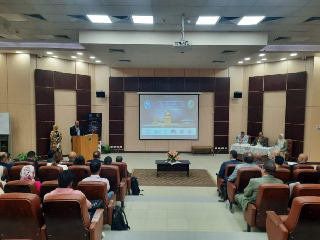 افتتاح المدرسة العربية المتقدمة الرابعة في الفيزياء الفلكية 2 almomken.com P3afeZFb