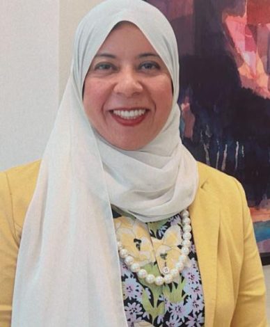 كيف يمكن تعزيز الثقة بالنفس في بيئة العمل؟ د هويدا عزت 1 almomken.com ahlJbJuA