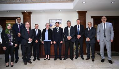 almomken.com jxV7LzOR