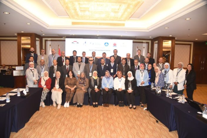 مائدة مُستديرة حول تطوير مشاريع صغيرة في مجال الطاقة المُتجددة التعاون مع الإيسيسكو 5 almomken.com sBc0wZVk