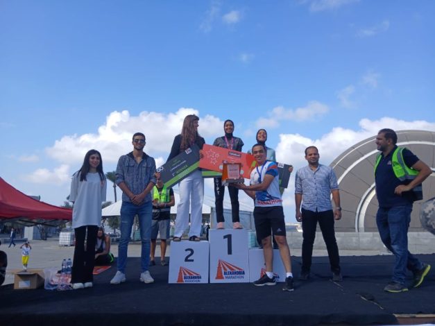 ماراثون الإسكندرية الدولي يختتم منافساته بمشاركة 800 عداء من 42 دولة 7 almomken.com tF66NTub