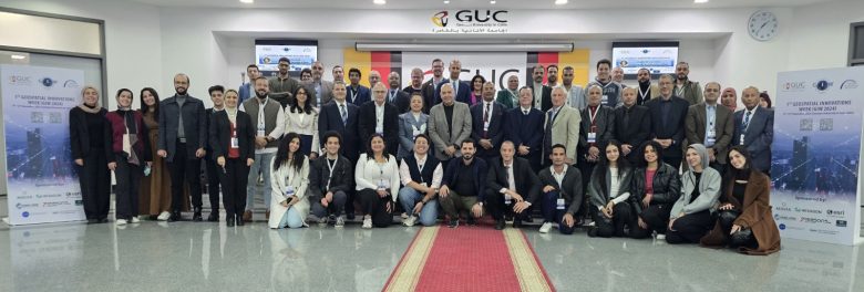 أشرف منصور يفتتح أسبوع "الابتكارات المعلوماتية الجغرافية المكانية الأول" بالجامعة الألمانية 6 almomken.com VZsjnZYC