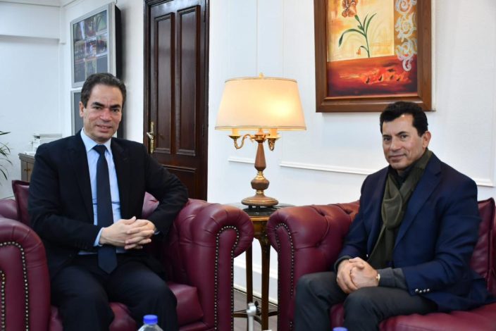 وزير الشباب والرياضة يلتقي رئيس الهيئة الوطنية الإعلام 3 almomken.com A0vLPcR1