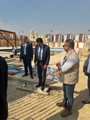 وزير الشباب والرياضة يتفقد حمام السباحة بمركز التنمية الشبابية بالاسمرات 2 almomken.com Hud0nyeg