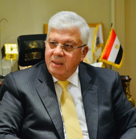 الجامعات والمعاهد تنظم زيارات مجانية لمعرض القاهرة الدولي للكتاب في دورته الـ 56 2 almomken.com Jh5BWYYF