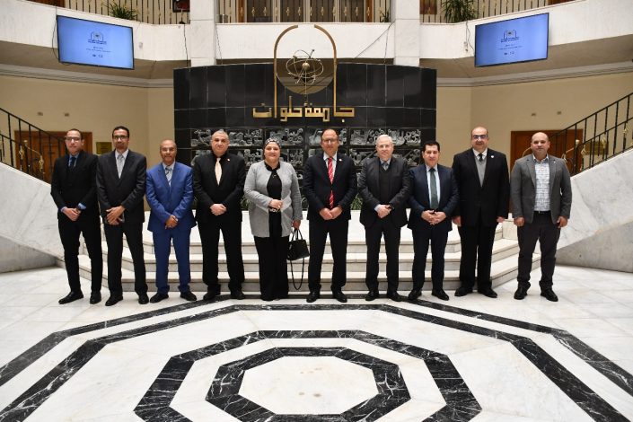 حلوان توقع بروتوكول تعاون مع جامعة 6 أكتوبر التكنولوجية 4 almomken.com MkQvkA8A