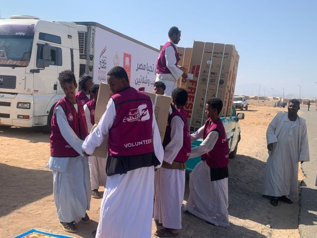 دعم ١٠ آلاف أسرة فى حلايب وشلاتين من خلال قافلة الحماية الاجتماعية 9 almomken.com Puf7Ys34