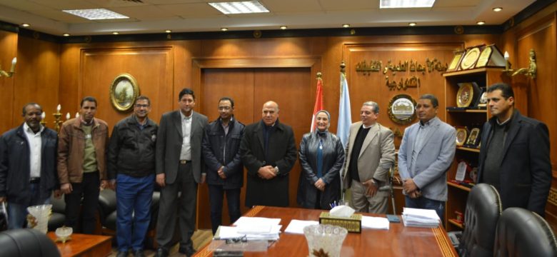 تعاون بين مدينة الأبحاث العلمية وجامعة جنوب الوادي في مجال الصناعات الدوائية 3 almomken.com THki04qX