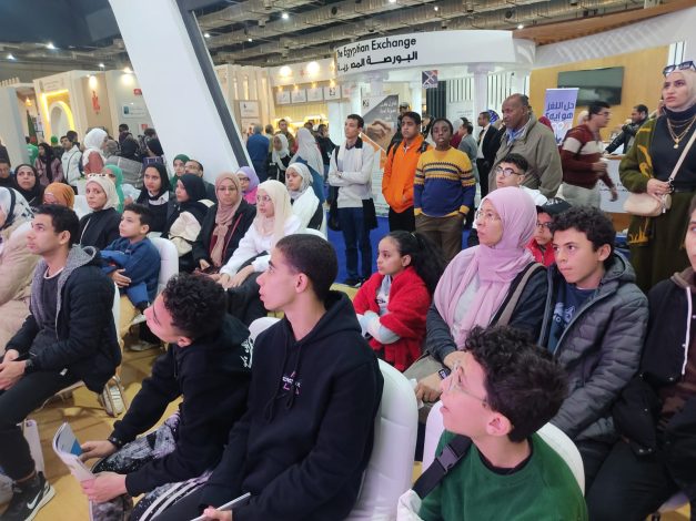 جلسات تثقيفية لرواد معرض القاهرة الدولي للكتاب 4 almomken.com TPOadCgN