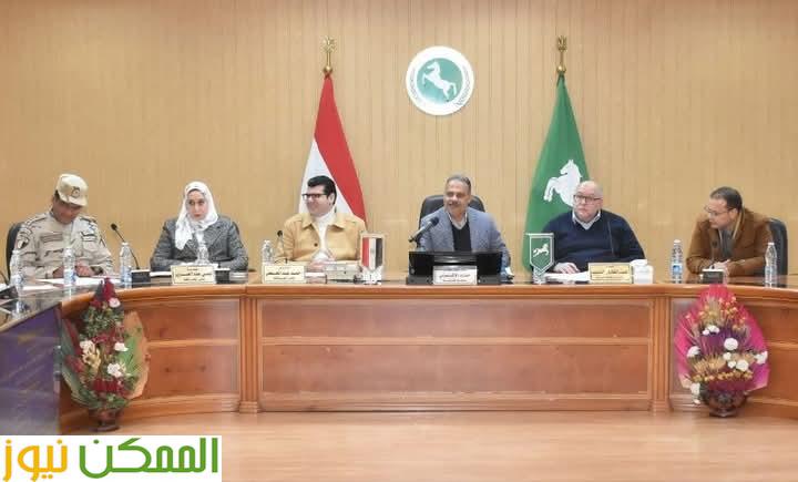 محافظ الشرقية يكلف مديري المديريات بتوفير الخدمات والمساعدات اللازمة إستجابة لشكاوى المواطنين 2 almomken.com
