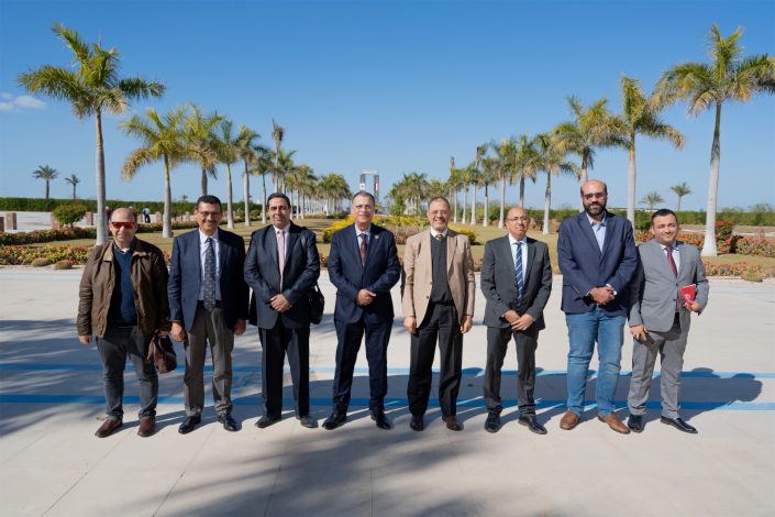 رئيس الجامعة اليابانية يستقبل ادارة شركة أبو قير للأسمدة لبحث التعاون 7 almomken.com jr7QYEf0