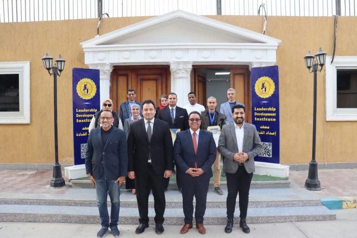 ختام فعاليات البرنامج الثاني للبعثات والمهمات العلمية "سفراء الوطن" 4 almomken.com 5Yi4cgGr