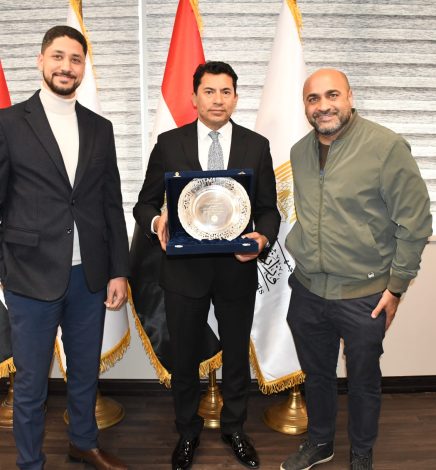 استعدادات مكثفة للشباب لتنفيذ ماراثون القاهرة في نسخته الحادية عشرة 2 almomken.com 7KD51Uvf