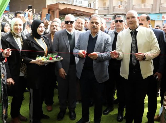 محافظ الشرقية يفتتح معرض أهلاً رمضان ويشيد بجودة وسعر المنتجات المعروضة 2 almomken.com FxCgjNpn