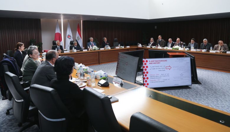 رئيس الجمعيه اليابانية لتطوير العلوم يزور الجامعة المصرية اليابانية لبحث التعاون المشترك 3 almomken.com PhKtQ36W
