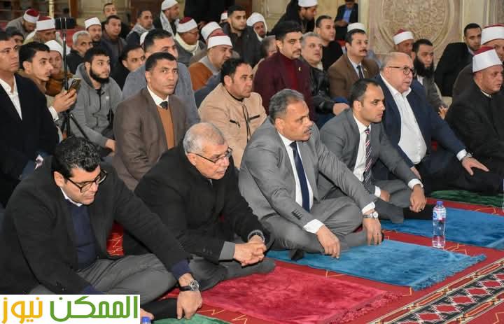 محافظ الشرقية يشهد إحتفالية الأوقاف بذكرى ليلة النصف من شعبان بمسجد الفتح بالزقازيق 2 almomken.com fEUz85ZI