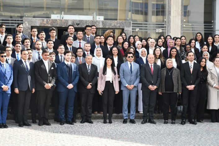 وزيرا الشباب والتخطيط والتعاون الدولي فى حوار مفتوح مع الشباب 5 almomken.com ra0LYPhO